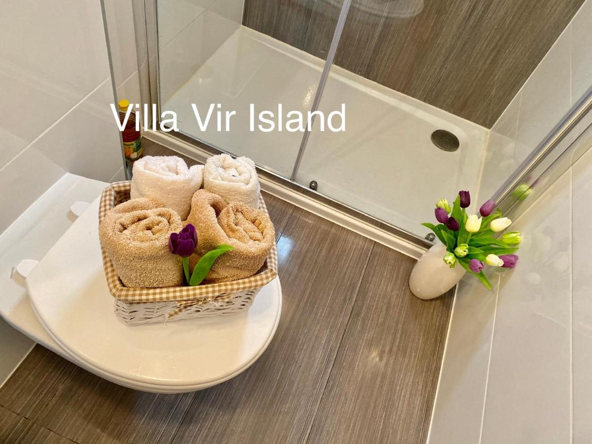 Villa Island Vir With Pool 외부 사진