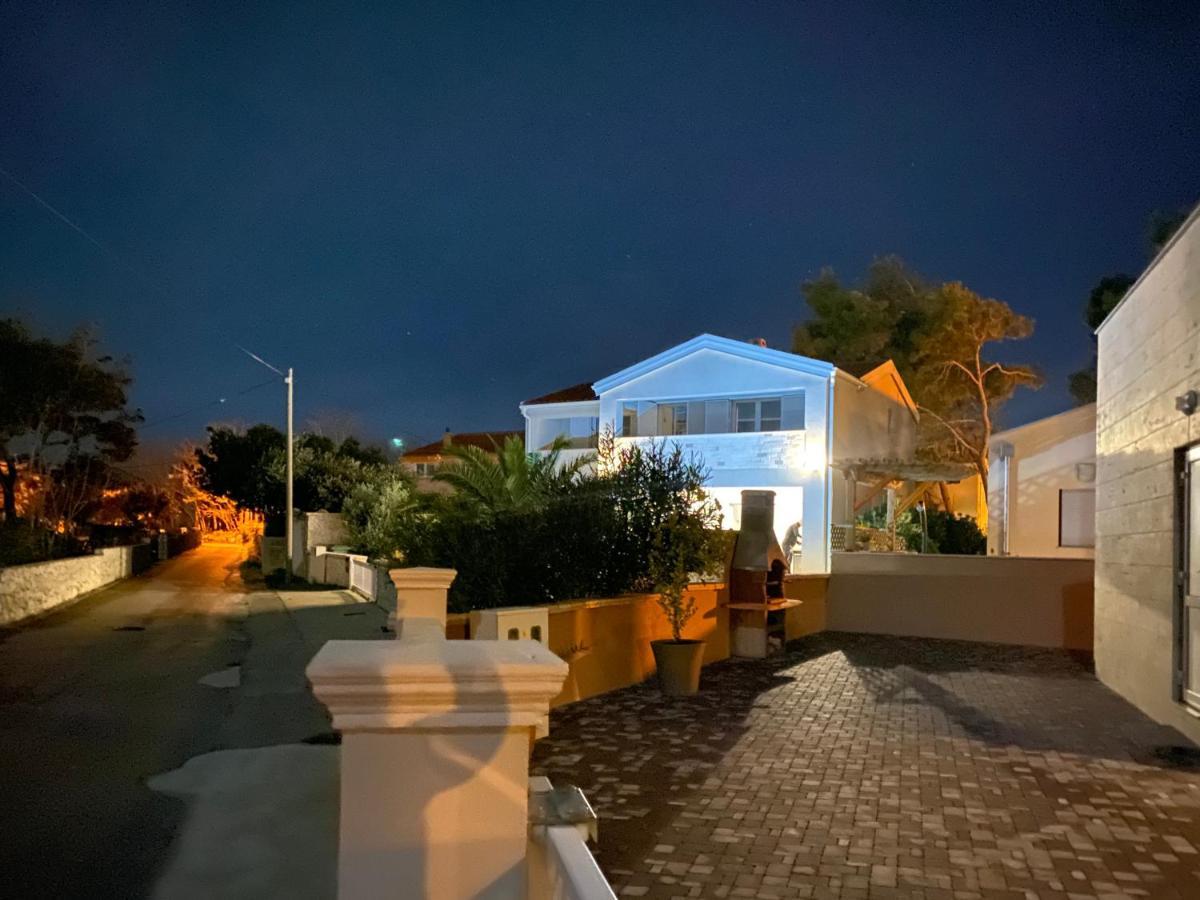 Villa Island Vir With Pool 외부 사진